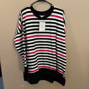 BNWT Lularoe Hannah Sweatshirt!
